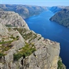 Preikestolen er en av de fem turiststiene som med sin spektakulære utsikt og store besøkstall har fått status som "Nasjonal turiststi". Foto: Helge Kjellevold.